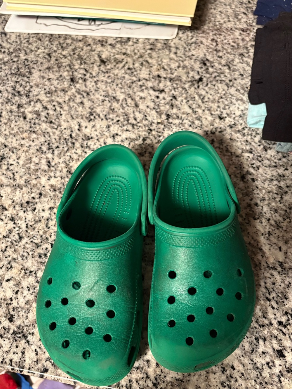 CROCS Kids Green Classic Clogs